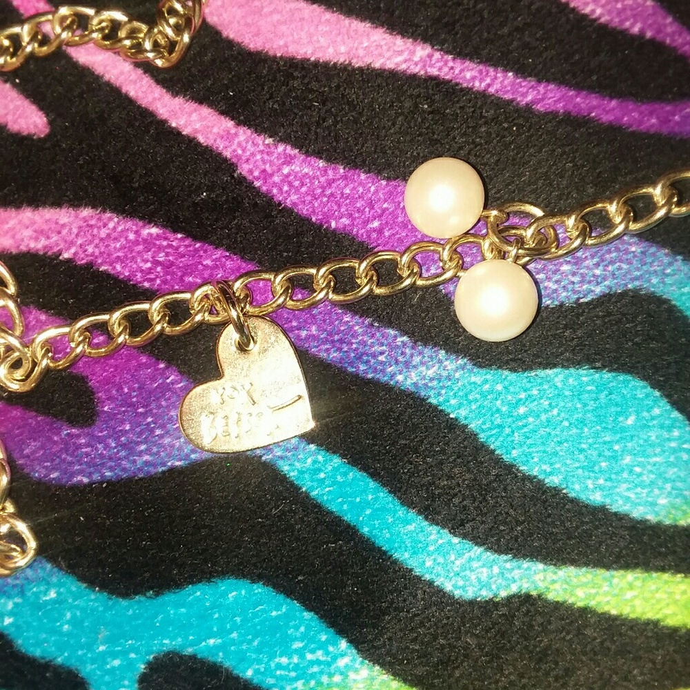 Betsey Johnson - Picture 4 of 4